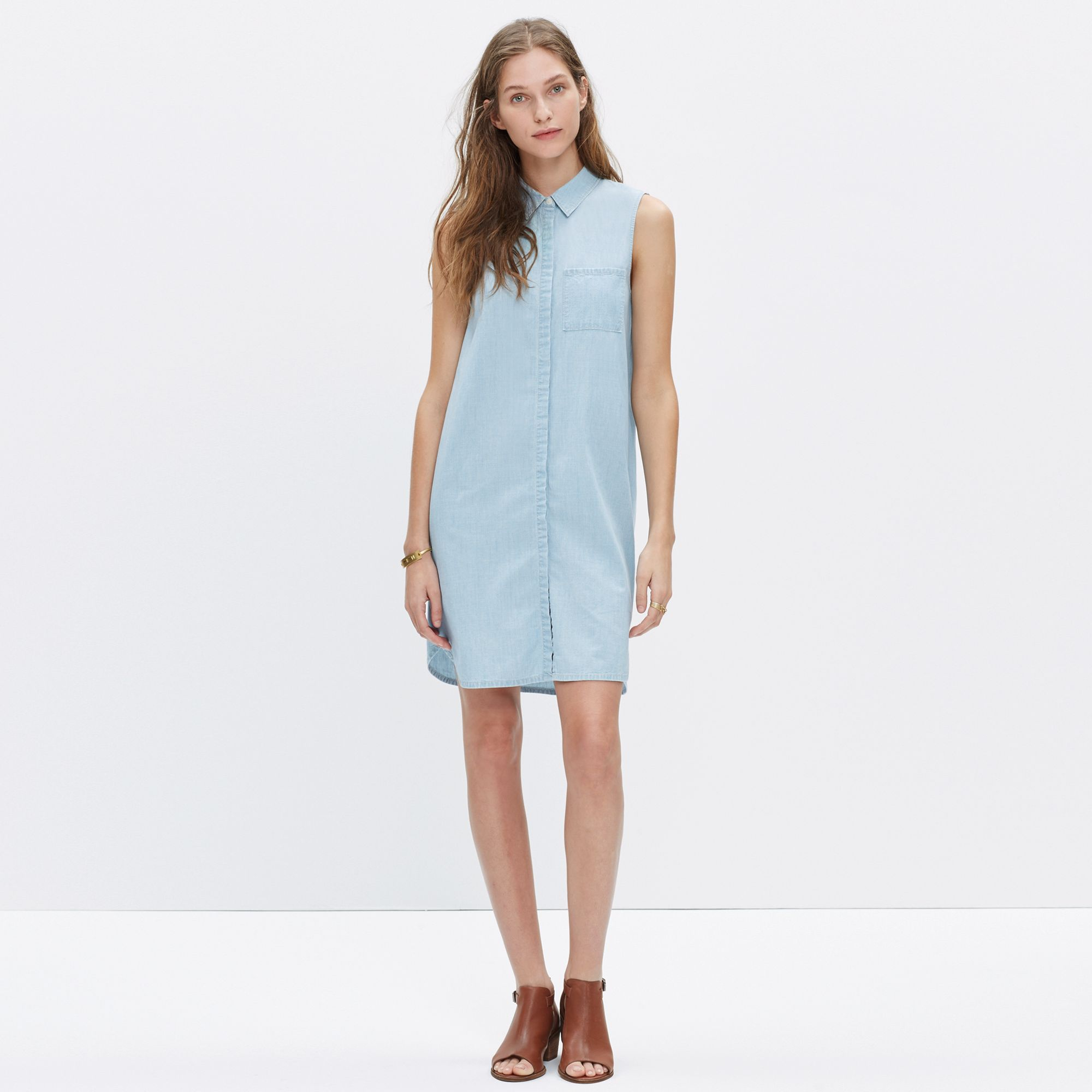 Madewell Chambray Sleeveless Shirtdress in Light Indigo Madewell Chambray Sleeveless Shirtdress in Light Indigo