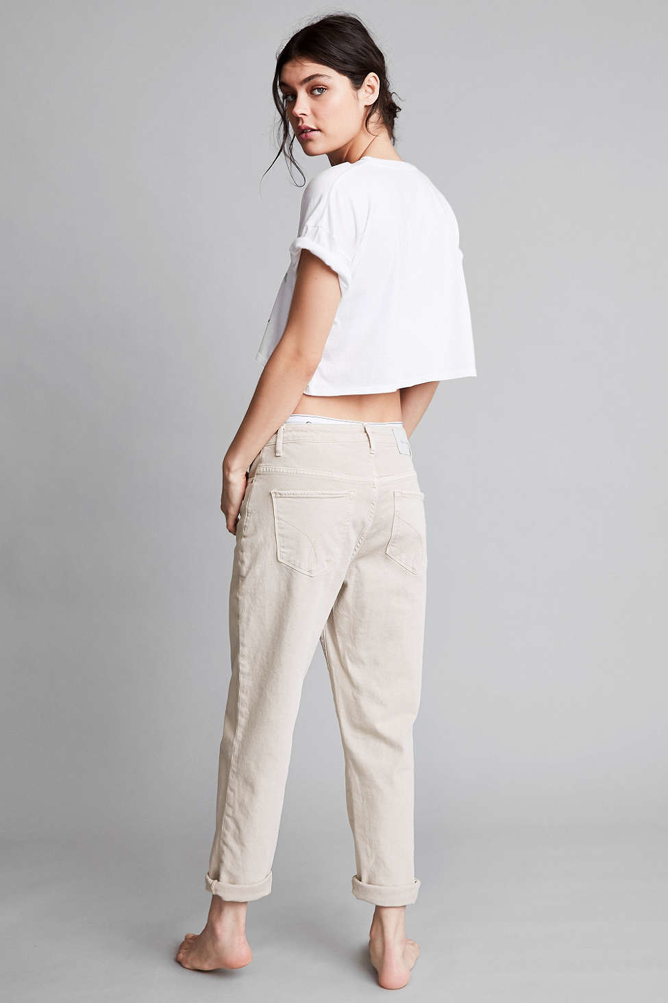 Calvin Klein For Uo '90s Khaki Boyfriend Jean in Natural | Lyst