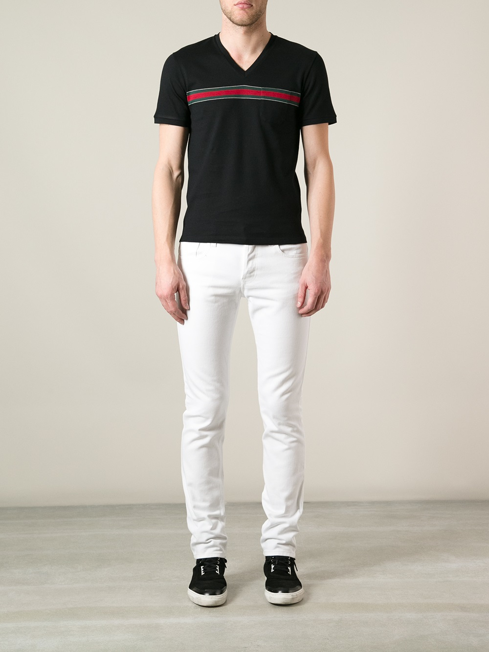 Gucci Vneck Tshirt in Black for Men - Lyst