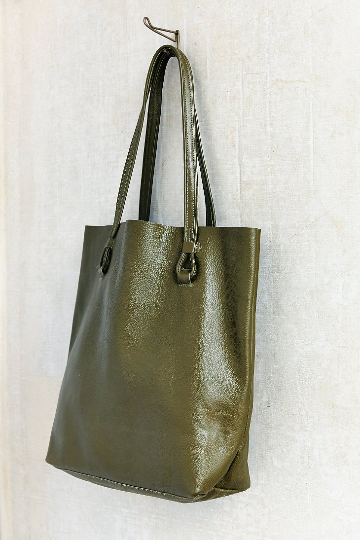 BDG Basic Leather Tote Bag in Green - Lyst