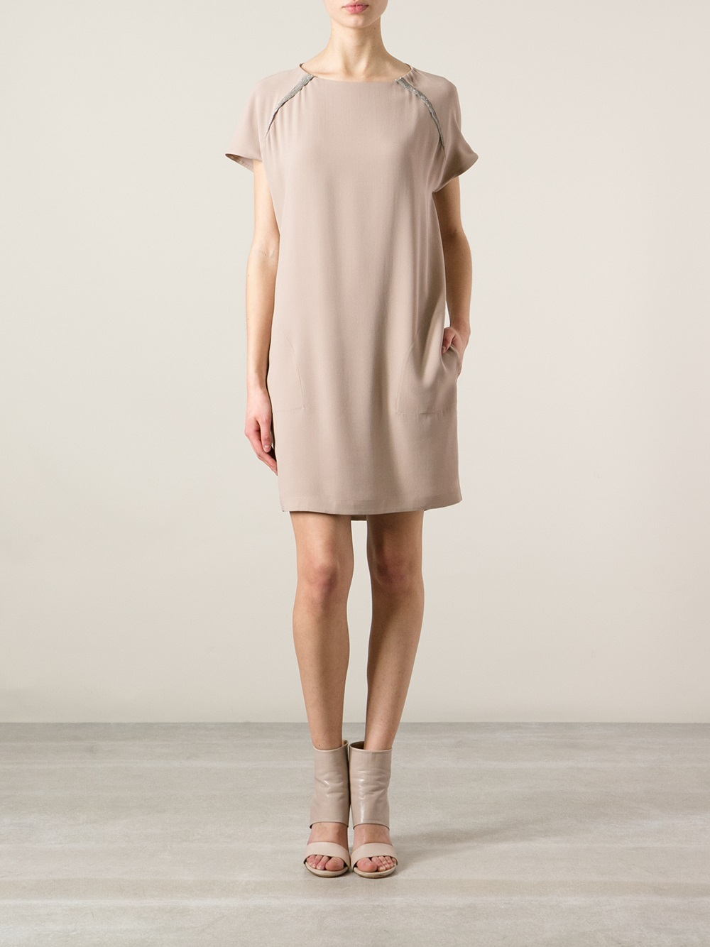 t shirt dress beige