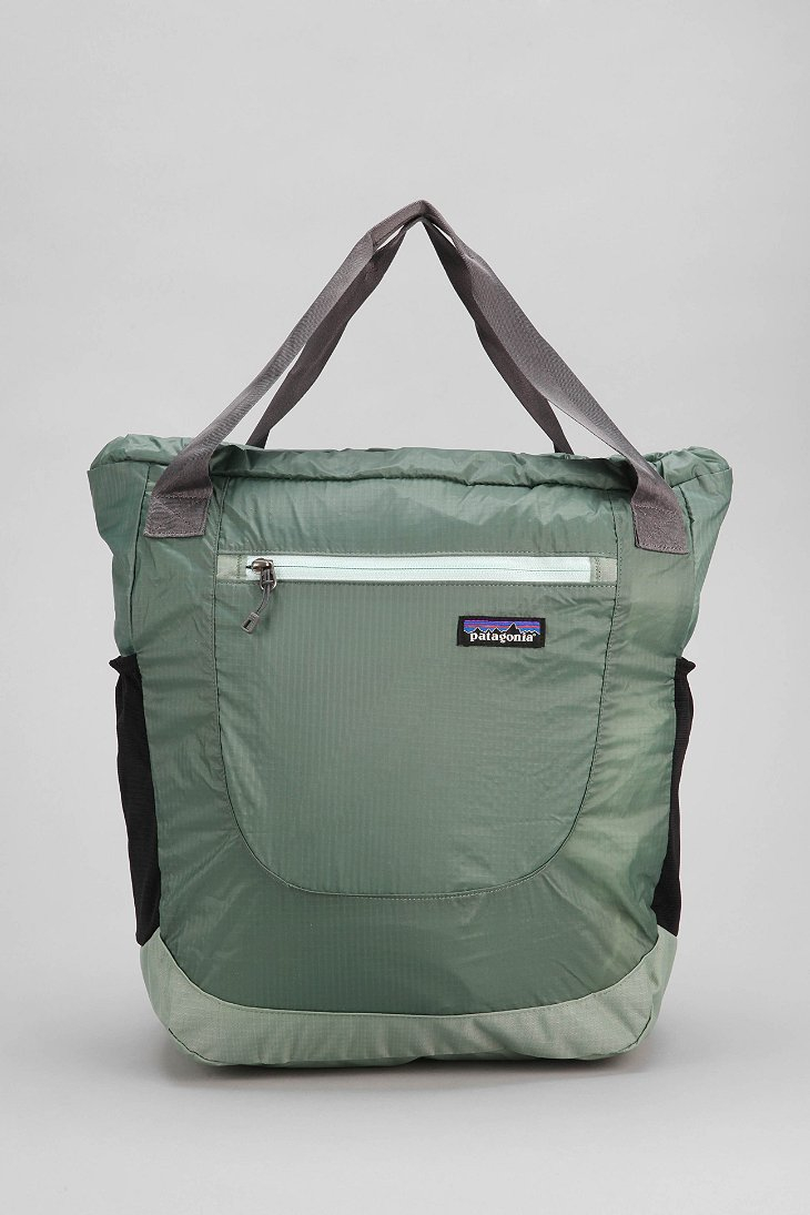 Patagonia Lightweight Travel Tote Bag in Green for Men | Lyst Canada