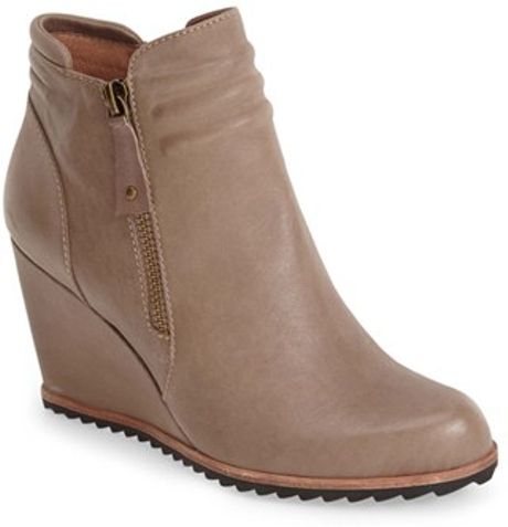 Biala 'Ashton' Leather Wedge Ankle Bootie in Brown (TAUPE LEATHER) | Lyst