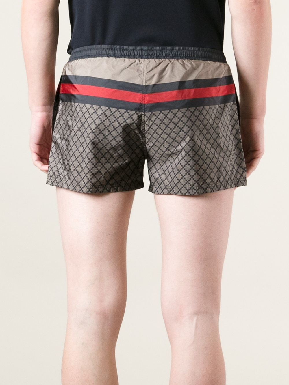 Gucci Printed Swim Shorts in Black for Men - Lyst