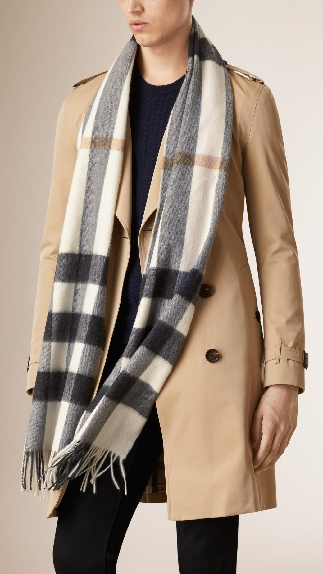 Burberry Giant Exploded Check Cashmere Scarf in Ivory Check (White) - Lyst