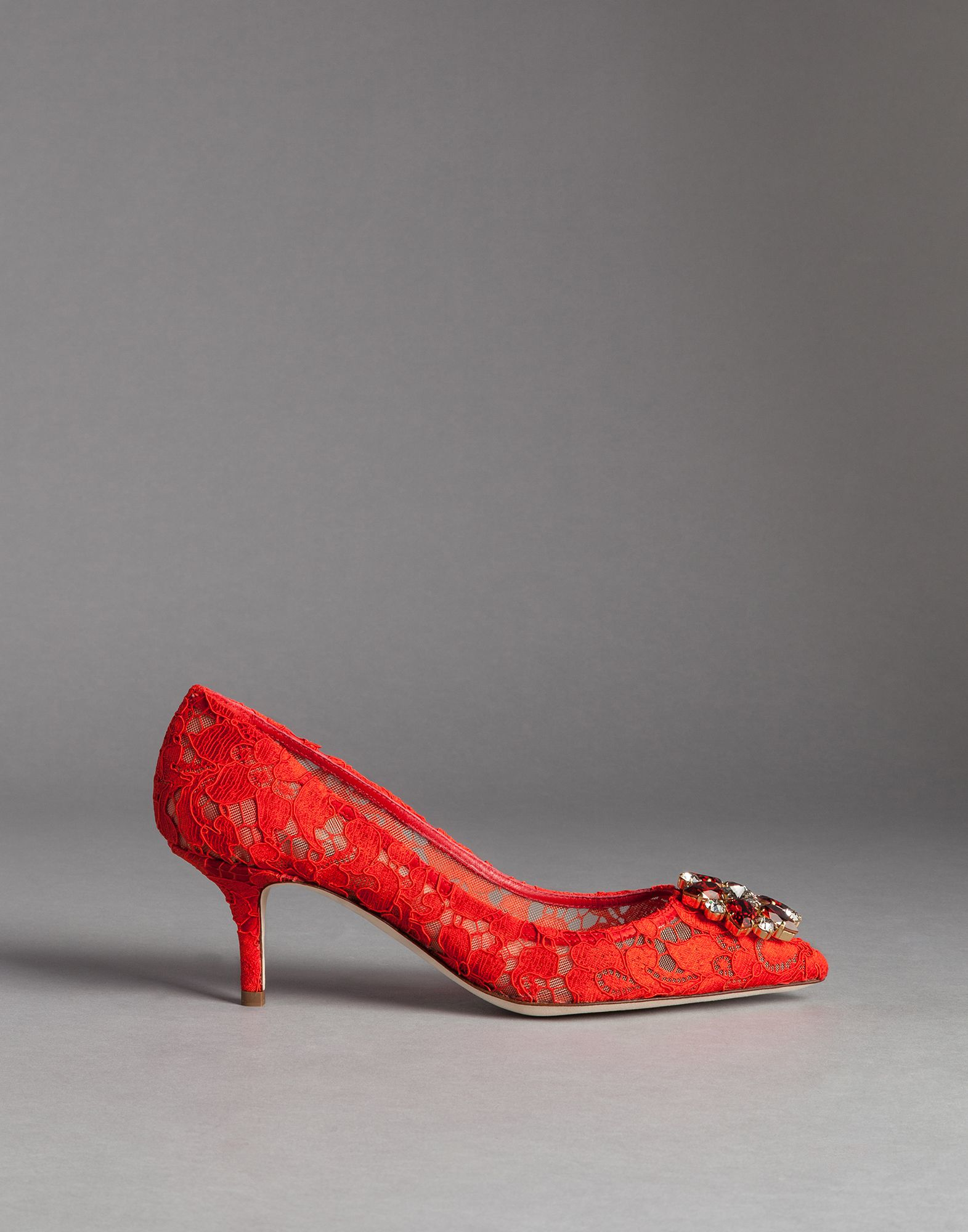 lyst dolce gabbana embellished lace pumps in lyst dolce gabbana embellished lace pumps in