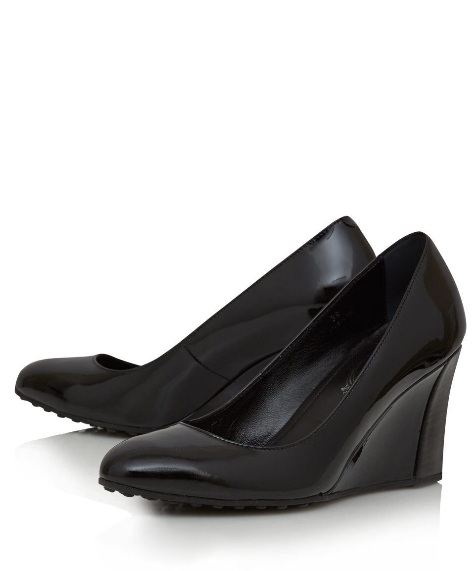 pumps with a wedge