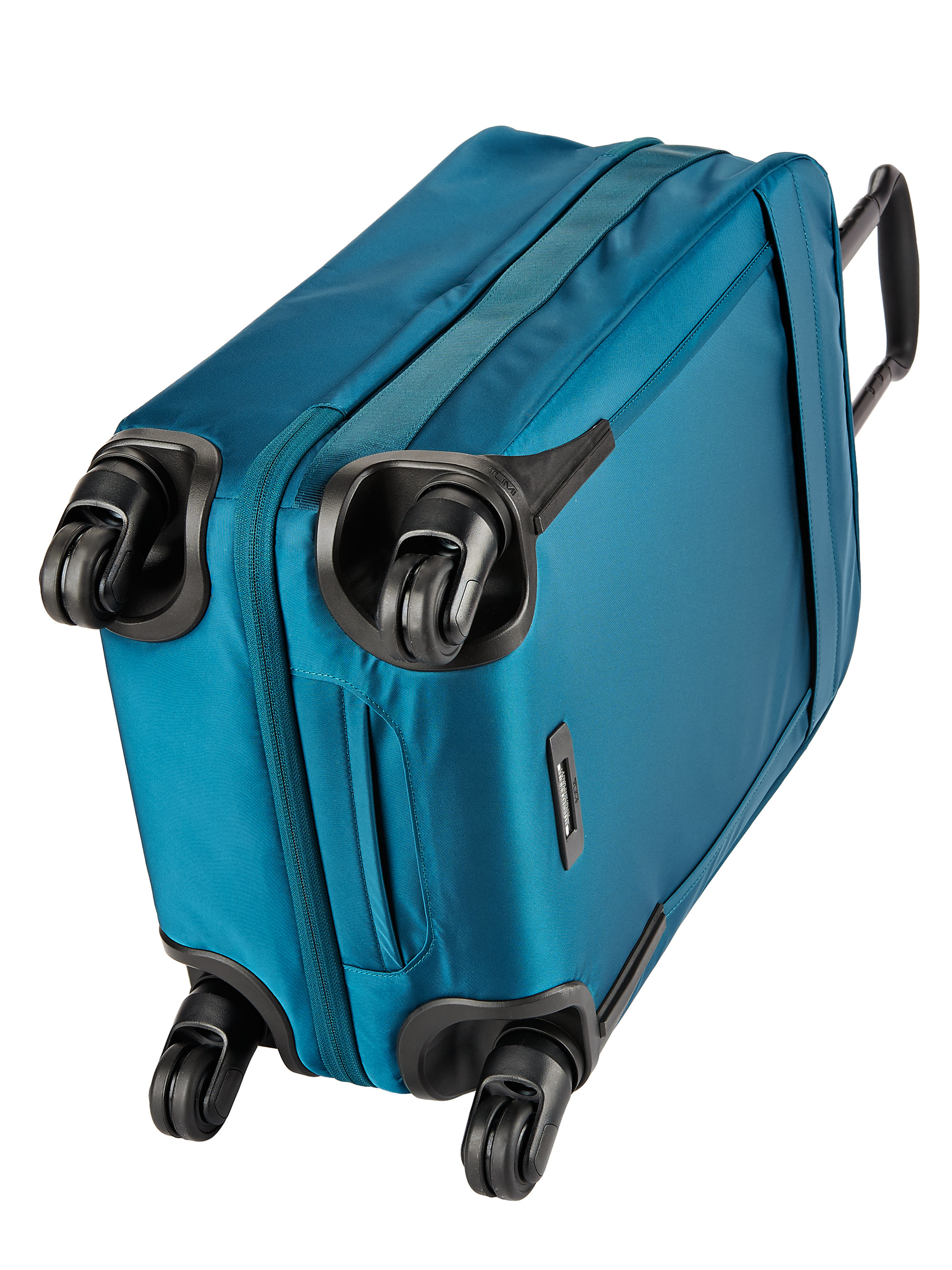 tumi voyageur carry on