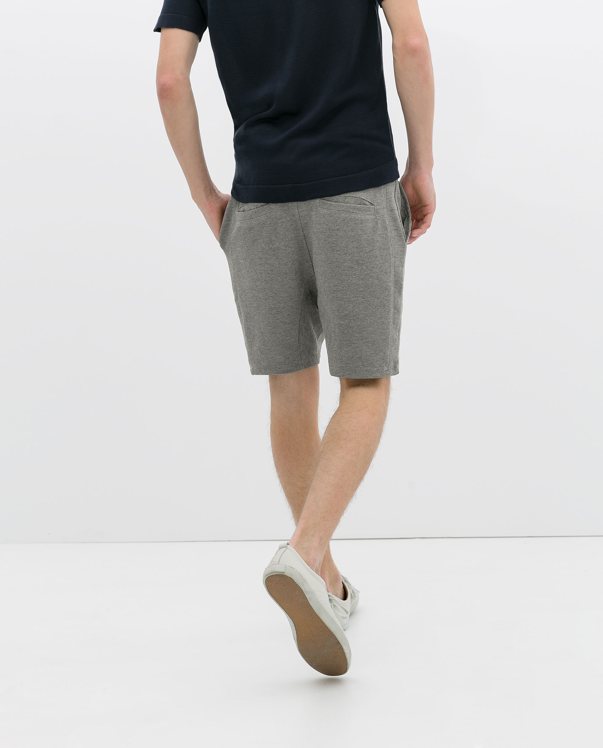 Zara boys shorts Buy second-hand ZARA clothing for Men on Vestiaire Collective. Buy, sell, empty your wardrobe on our website.