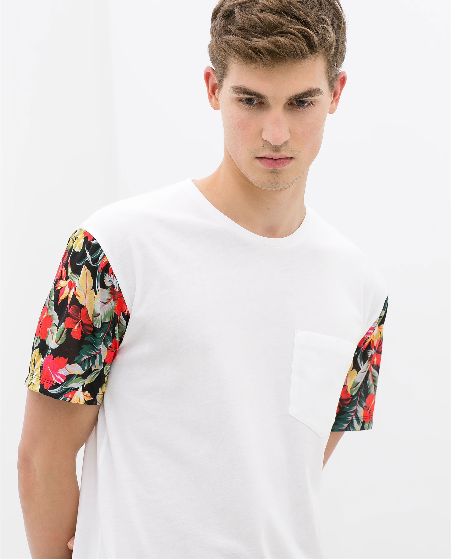 men's white tshirt