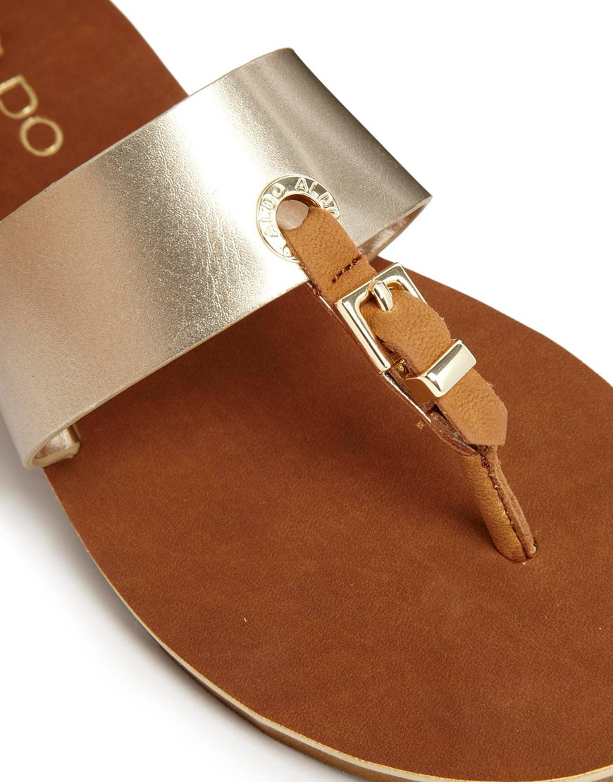 ALDO Thong Flat Sandals in Champagne (Metallic) - Lyst