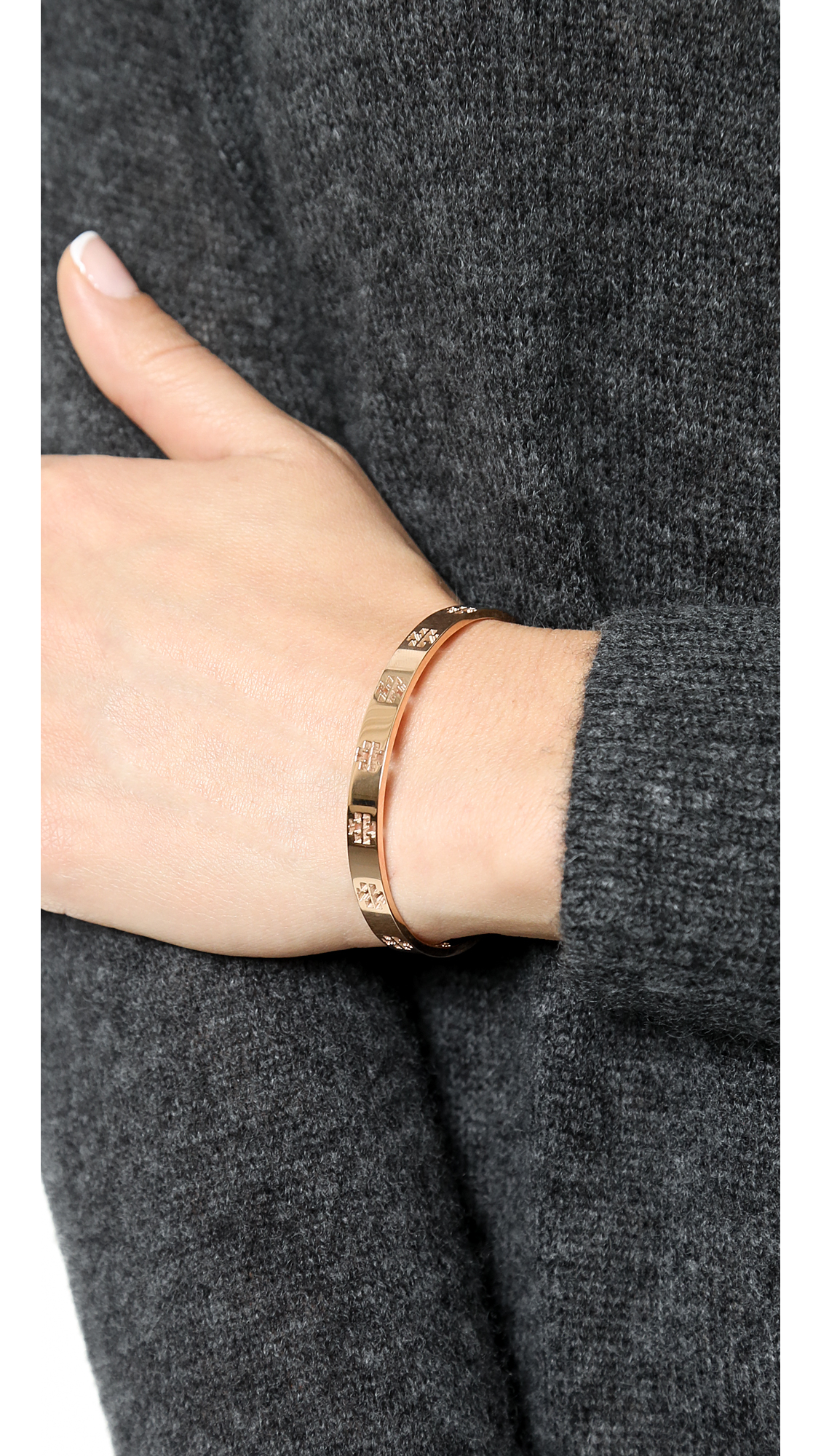 Tory Burch Pierced T Cuff Bracelet - Rose Gold in Metallic | Lyst