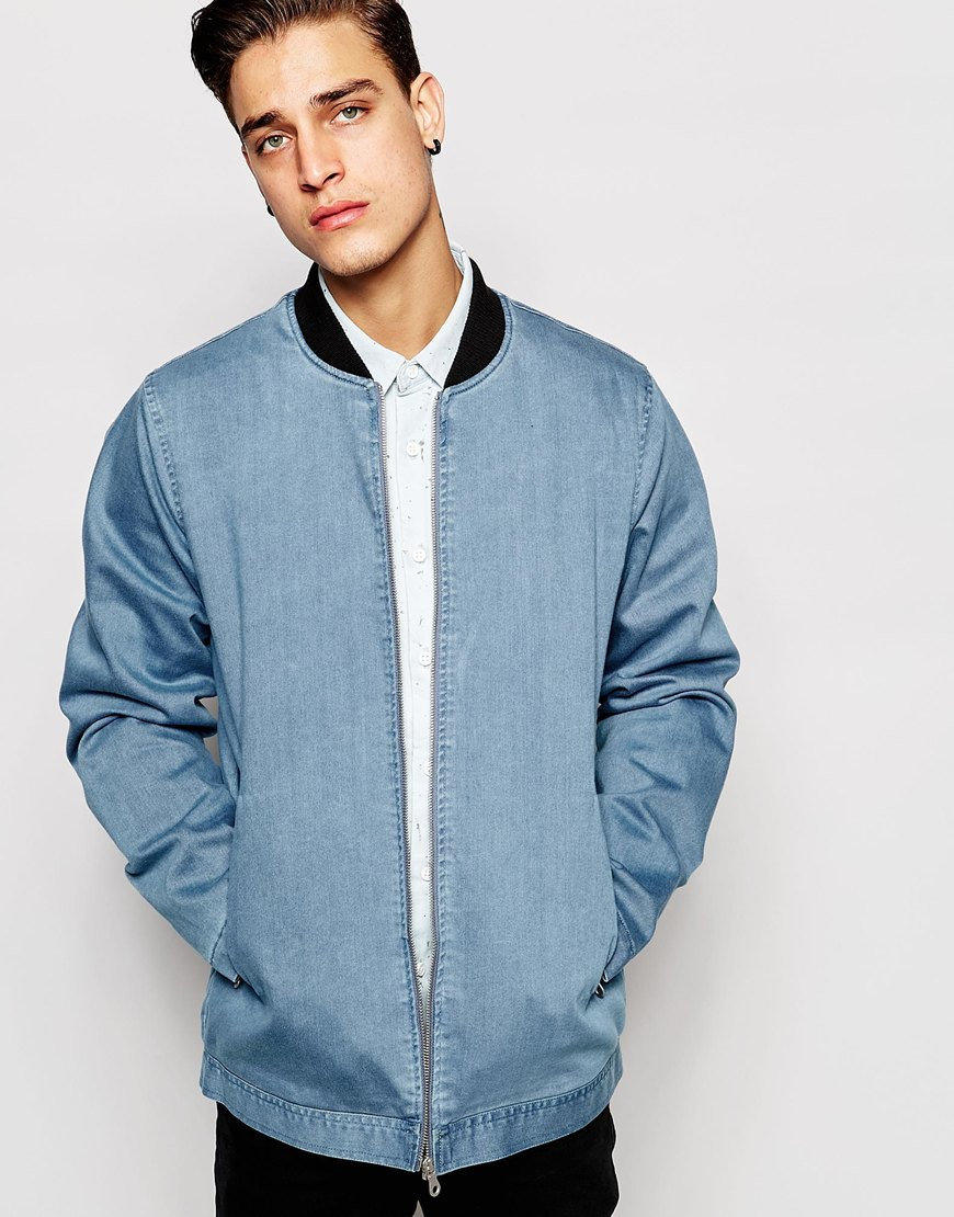 джинсовый бомбер мужской. джинсовый бомбер мужской. Zara man бомбер. Levis bomber jacket. Levis varsity jacket.