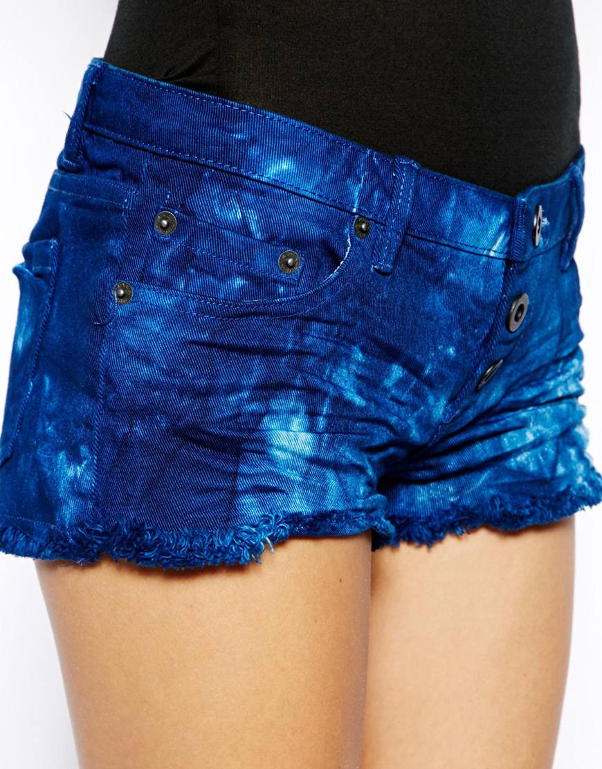 tie dye cargo shorts