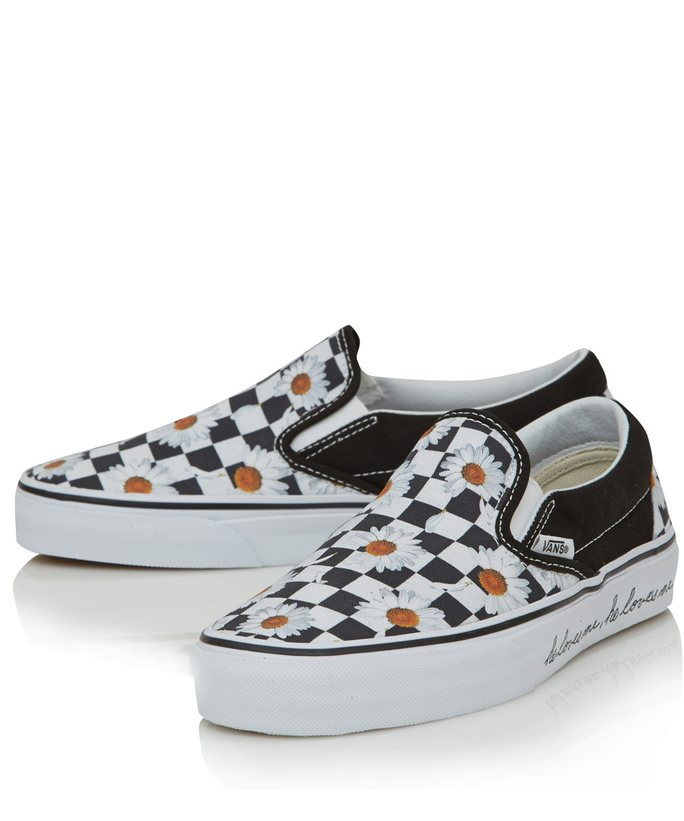 checkered vans with daisies cheap online