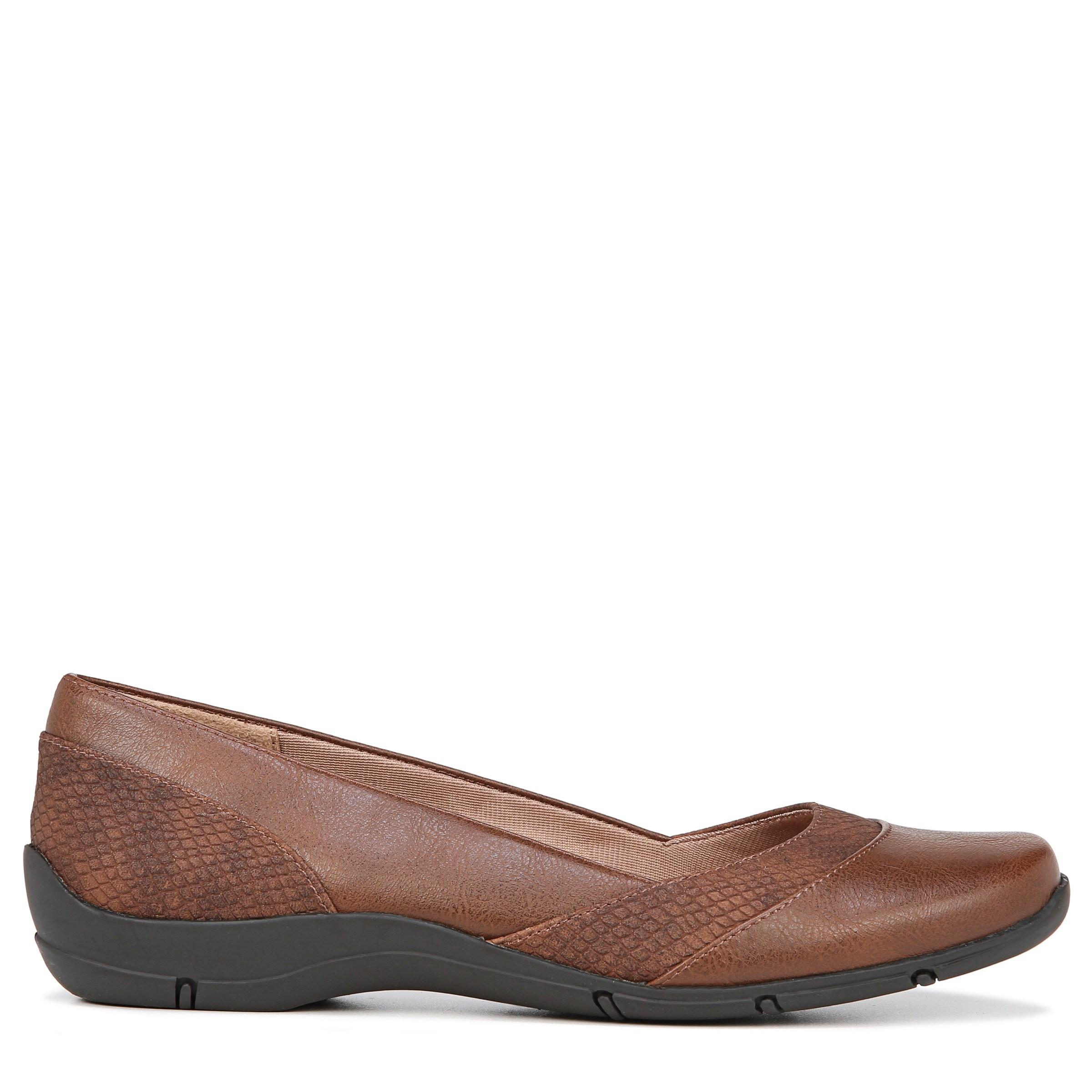 flat lifestride shoes