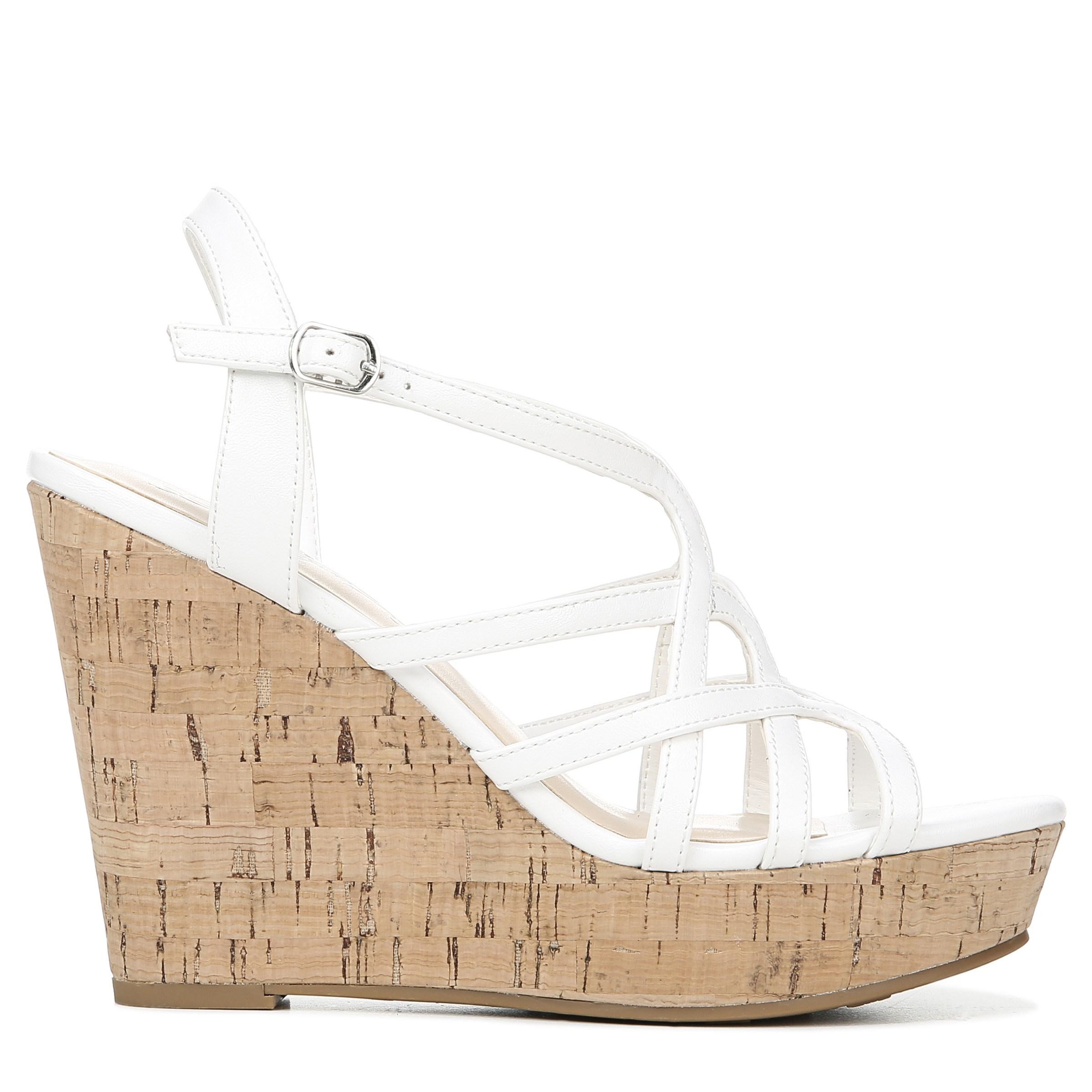 fergie women's villa wedge sandal