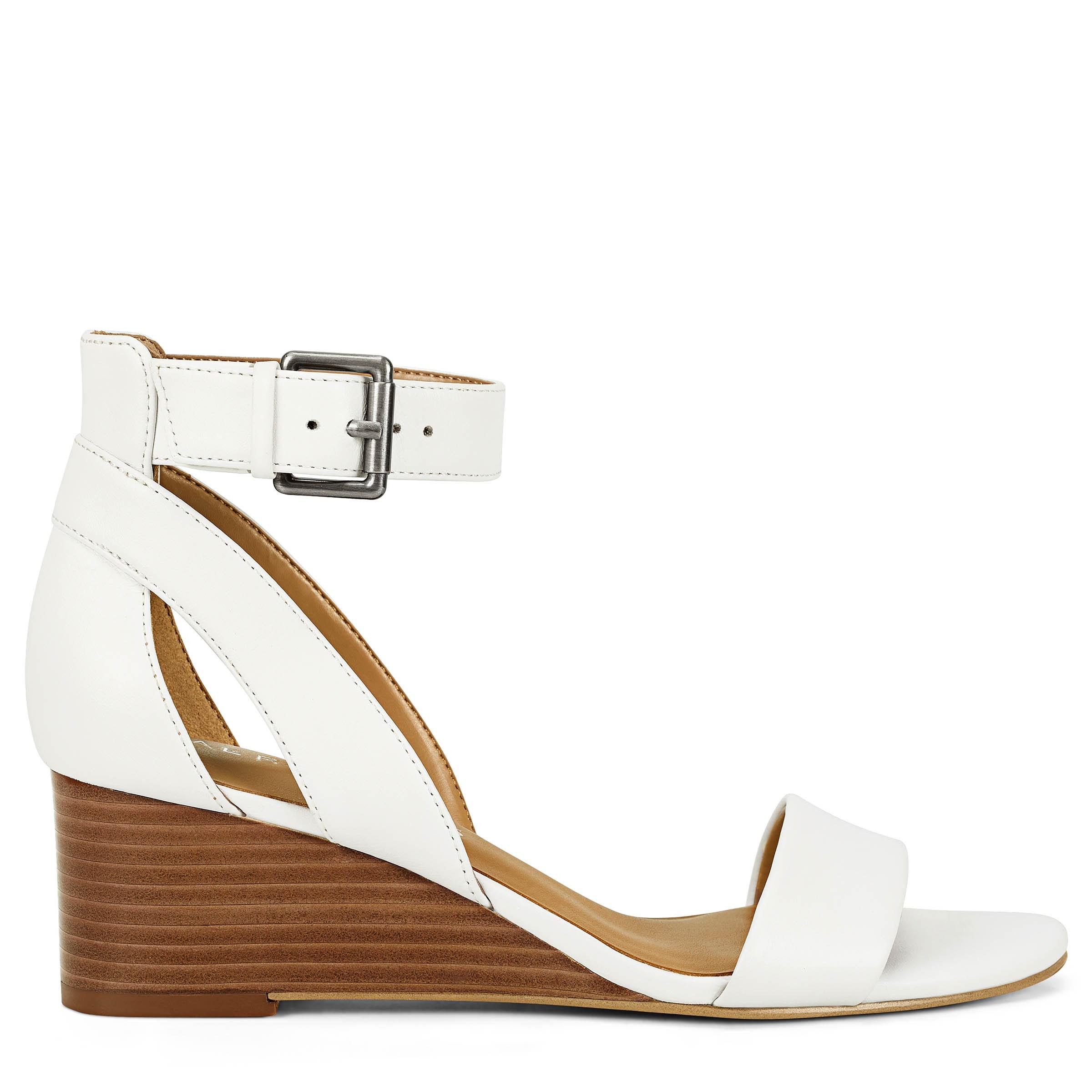 Aerosoles Leather Willowbrook Medium/wide Wedge Sandals in White Leather (White) - Save 1% - Lyst