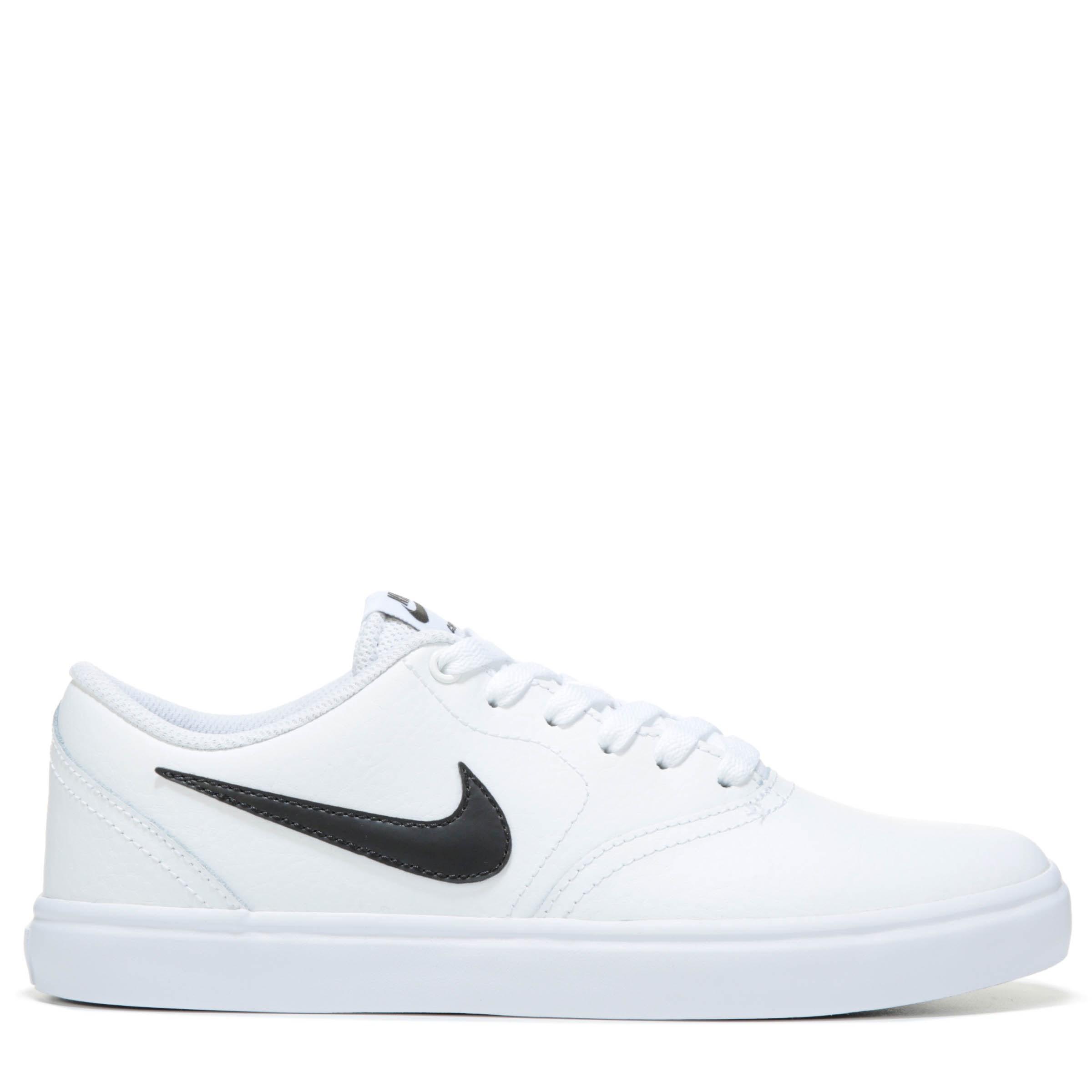 Nike Canvas Sb Charge Athletic Shoe in 