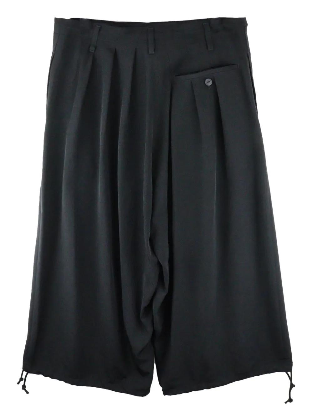 Yohji Yamamoto Shorts for Men | Online Sale up to 63% off | Lyst Yohji Yamamoto Shorts for Men | Online Sale up to 63% off | Lyst