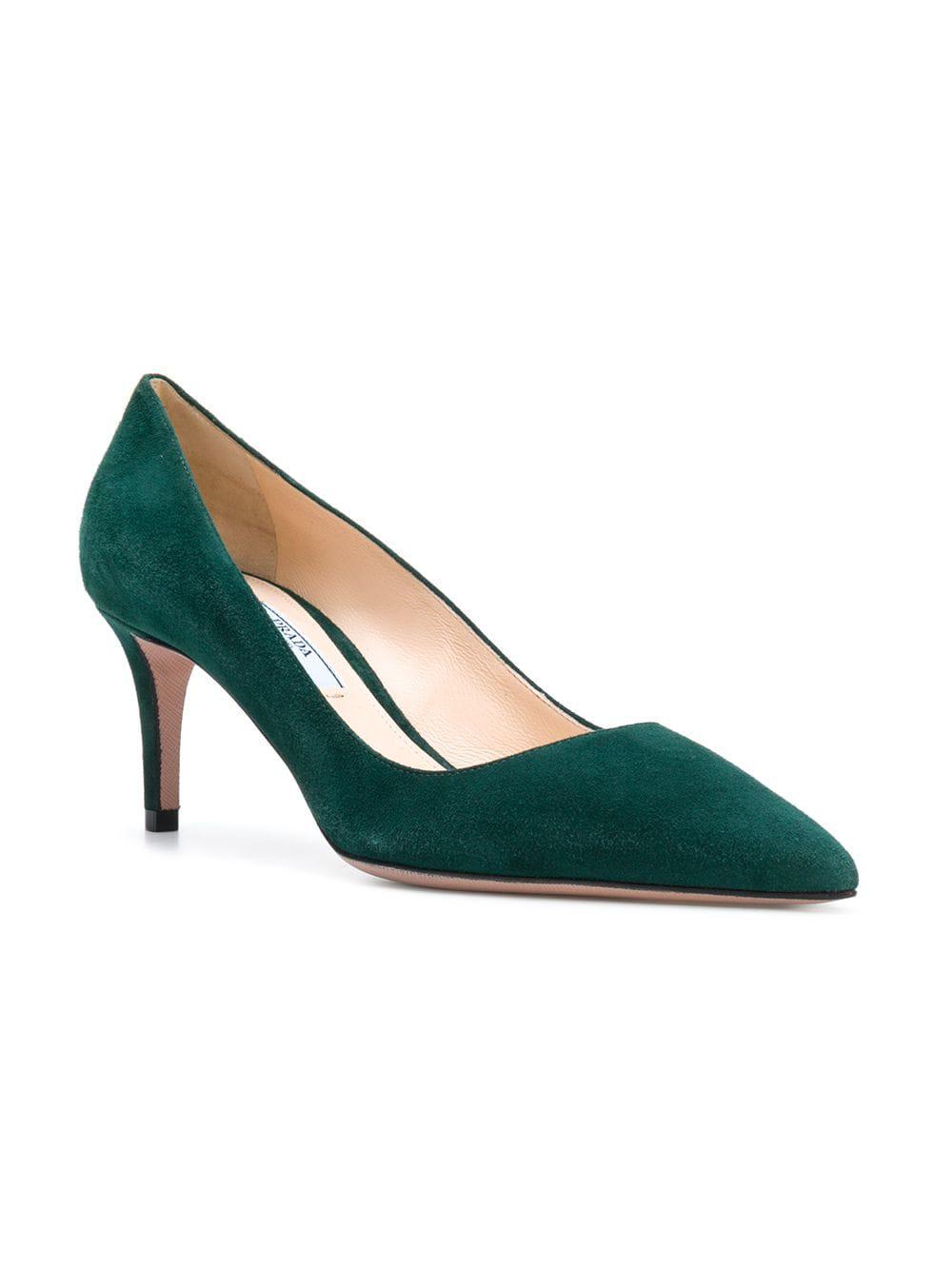 prada classic pumps