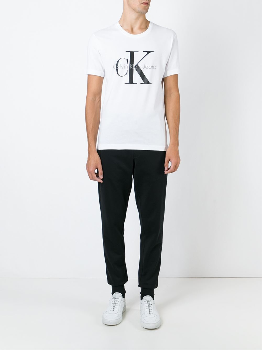 Calvin Klein Jeans T-Shirts for Men - Shop Now at Farfetch Canada