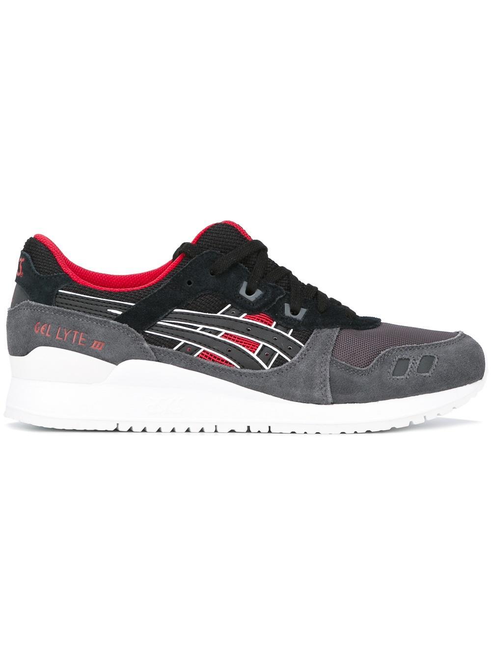 asics chunky shoes