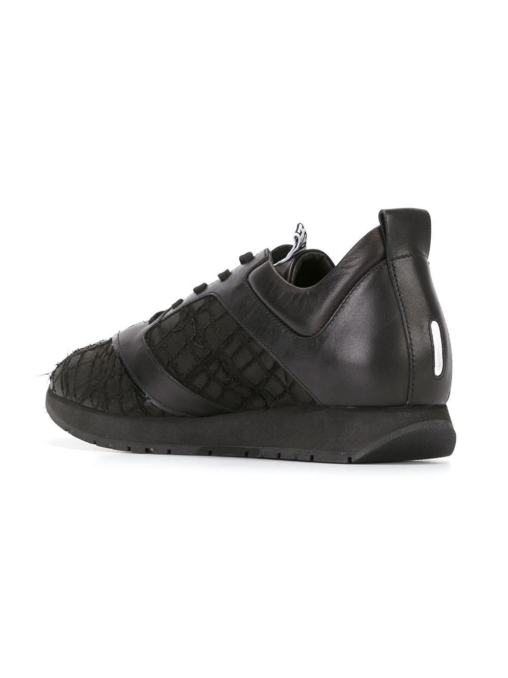 Dirk Bikkembergs Leather �runner� Sneakers in Black for