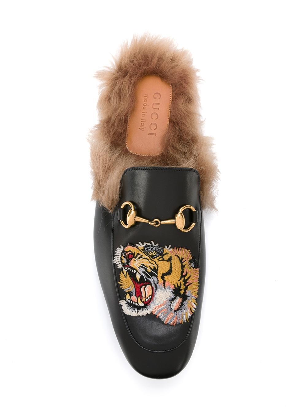 Gucci Leather Tiger Princetown Slippers in Black , Lyst