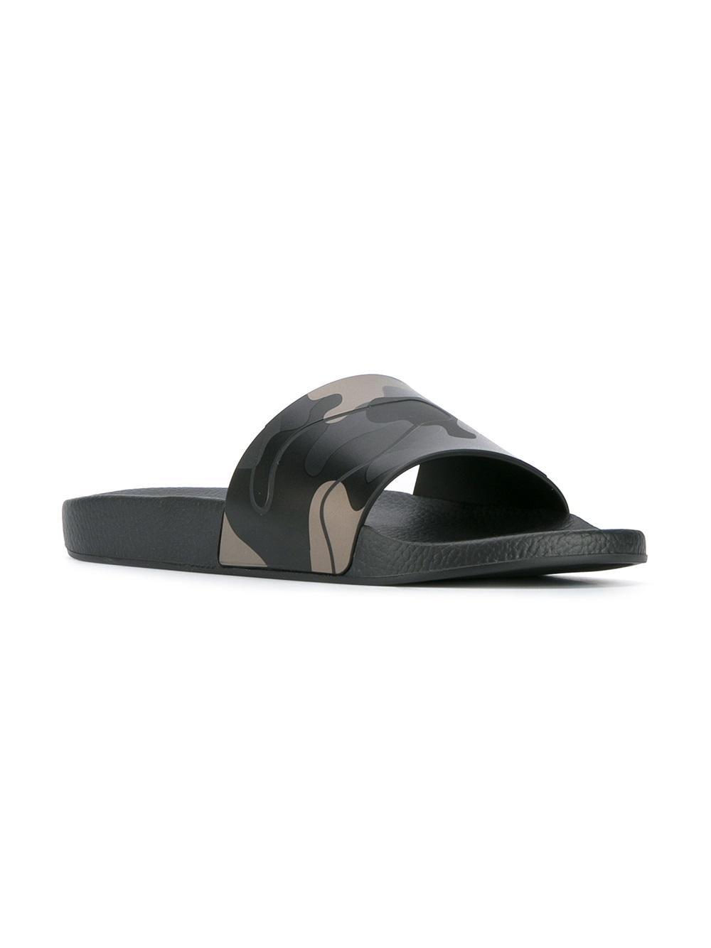 valentino sliders camo