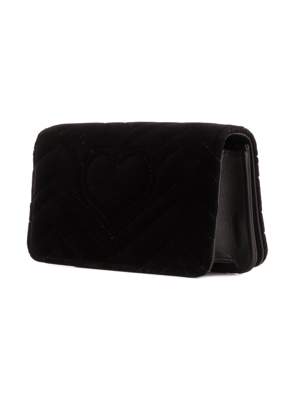 gucci chevron textured logo clutch