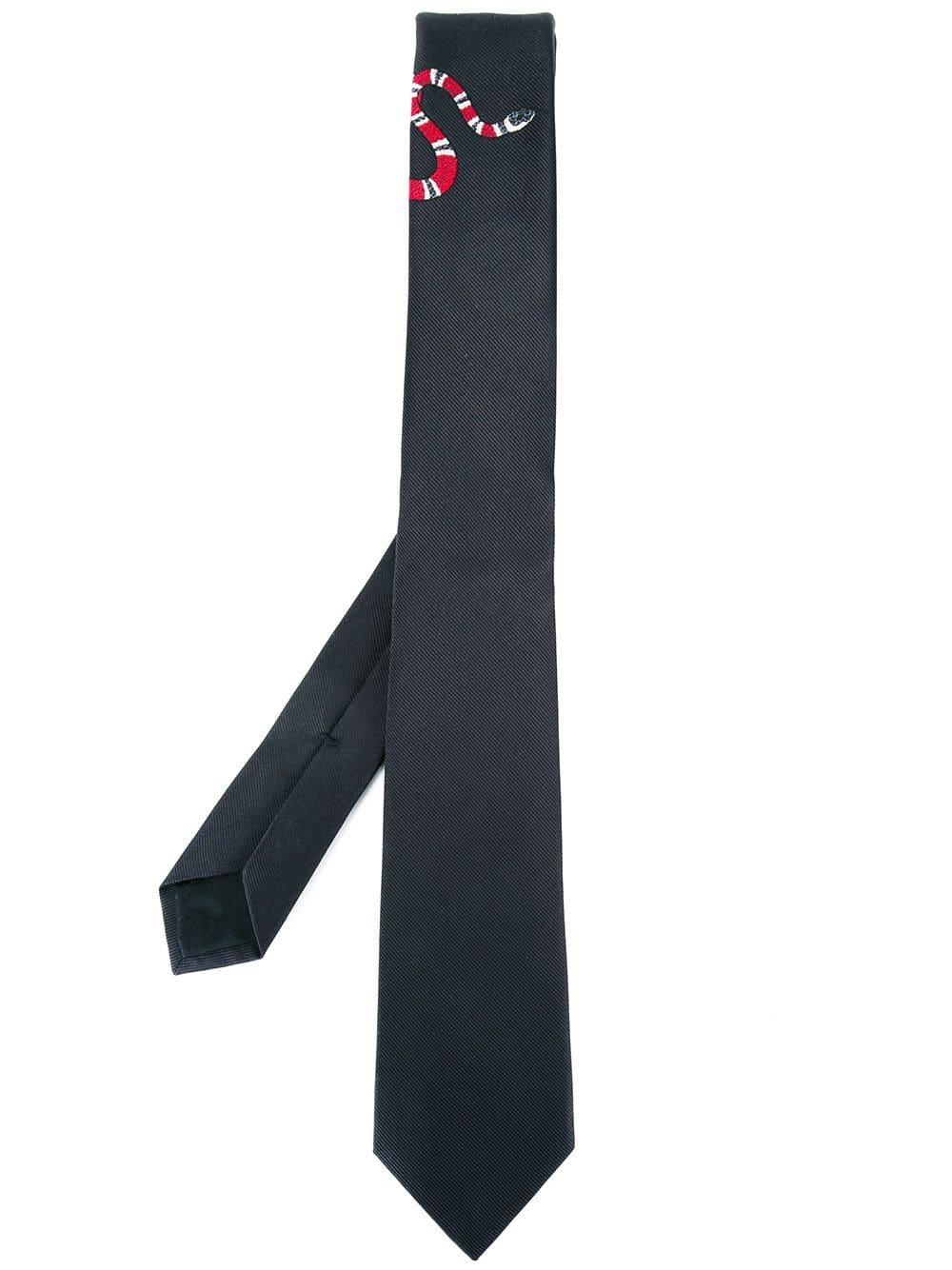 Gucci Silk Snake Print Tie in Black for Men - Lyst