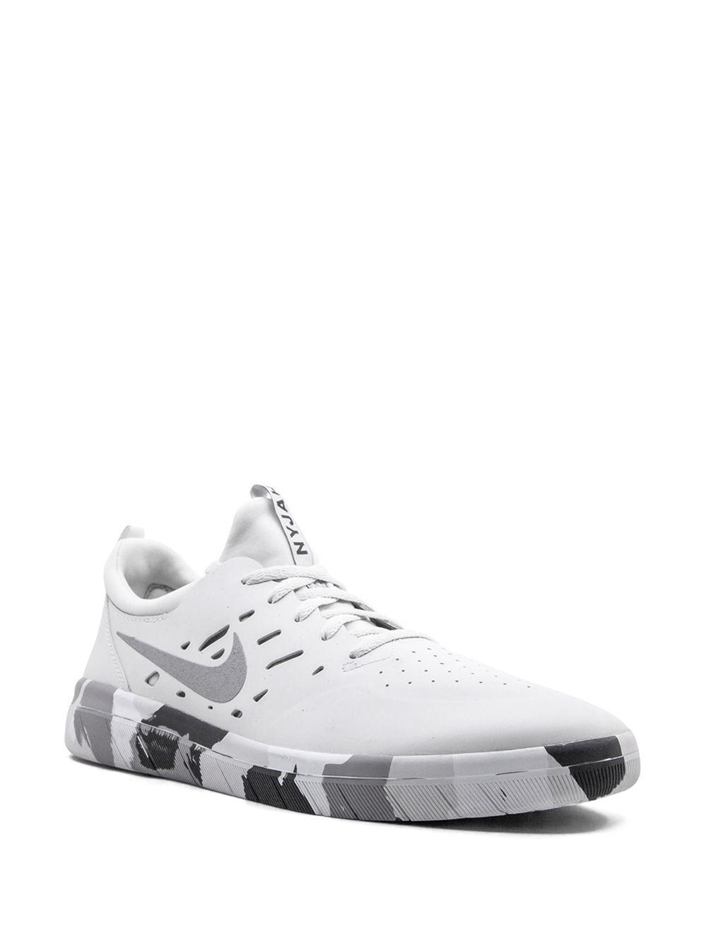 Nike Sb Nyjah Free Fitness Shoes in Gray for Men | Lyst