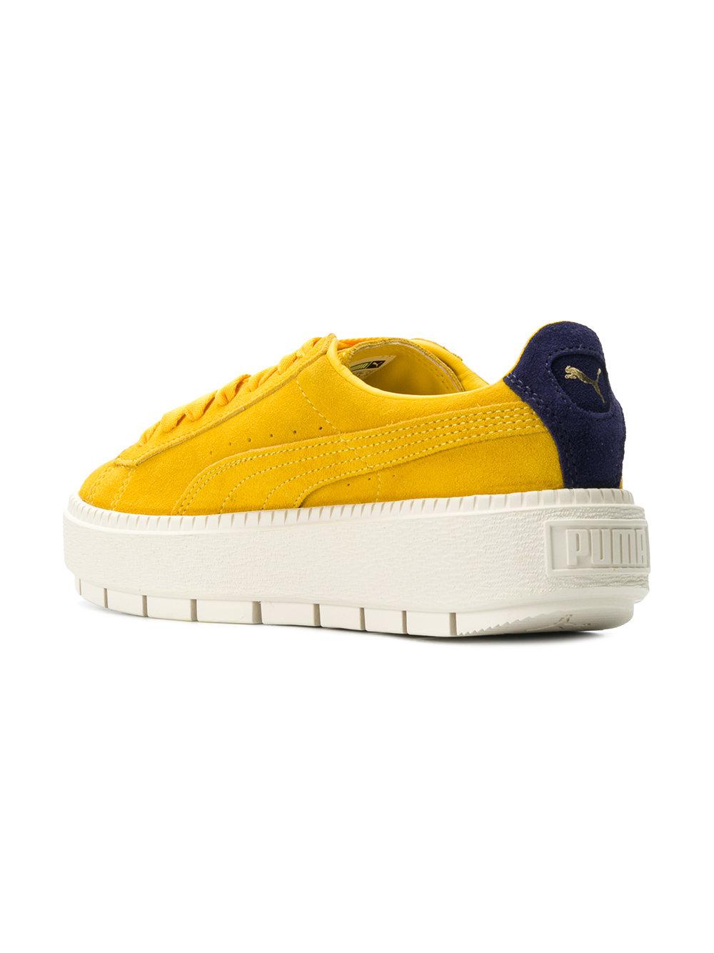 yellow platform pumas