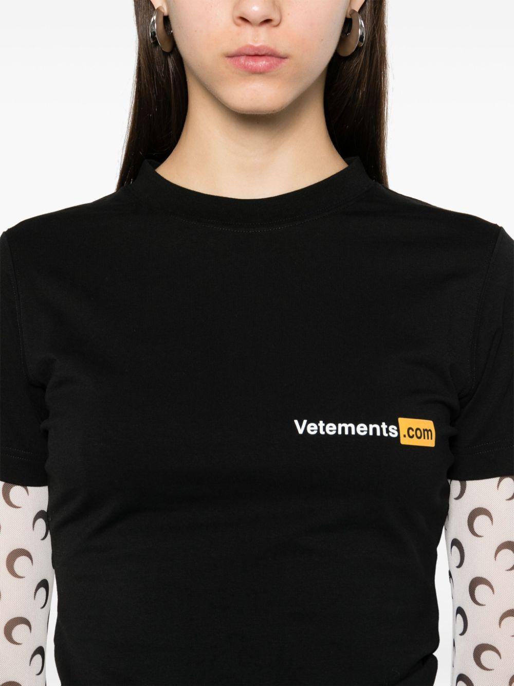 Vetements レディース ブラック Xxx ロゴ Tシャツ トップス