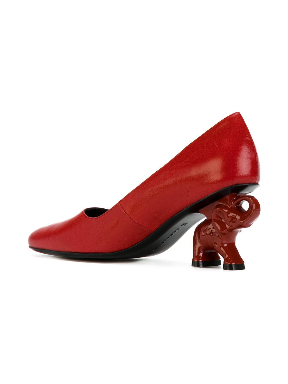 Dorateymur Elephant Heel Pumps in Red | Lyst