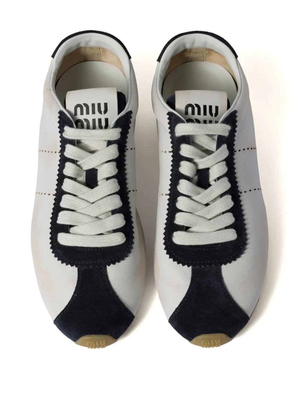 MIU MIU★プルームローカットレザースニーカー レディース Miu Miu ローカットスニーカーが¥119,900〜 | Lyst