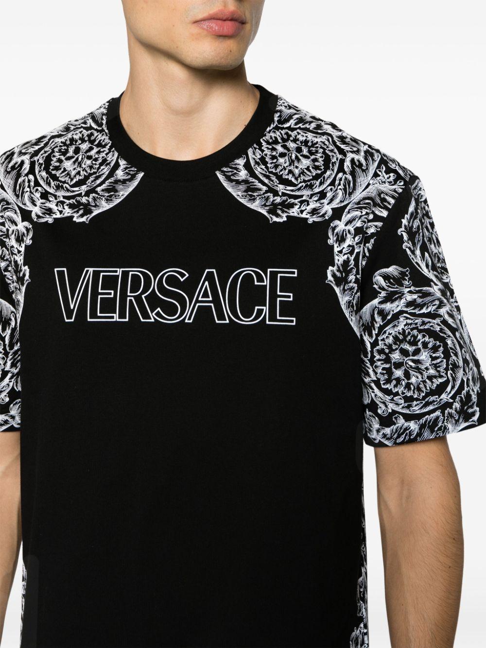 VERSACE｜ (Logo Print Barocco T-Shirt (78GAHC05CJ01C 727 Porcelain Barocco Slim-Fit T-Shirt | VERSACE US