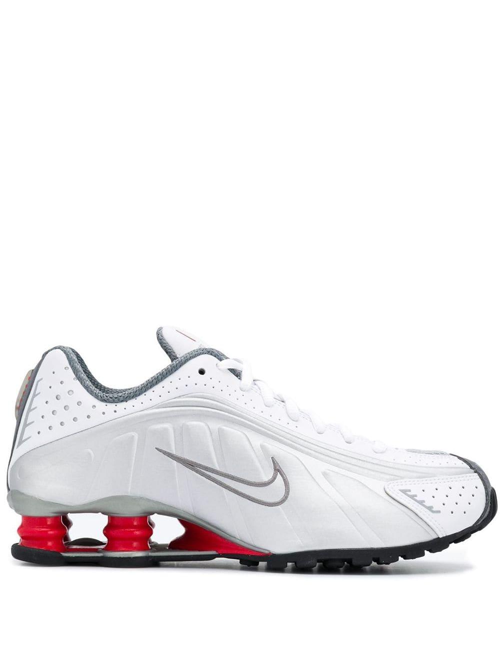 Nike Shox R4 Trainers in White for Men | Lyst