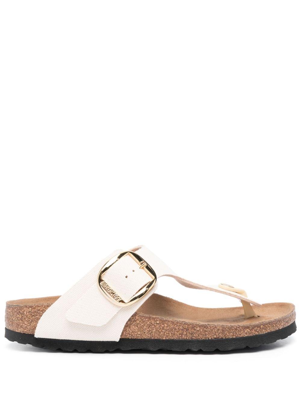 Birkenstock Flat Thong Sandals in White | Lyst