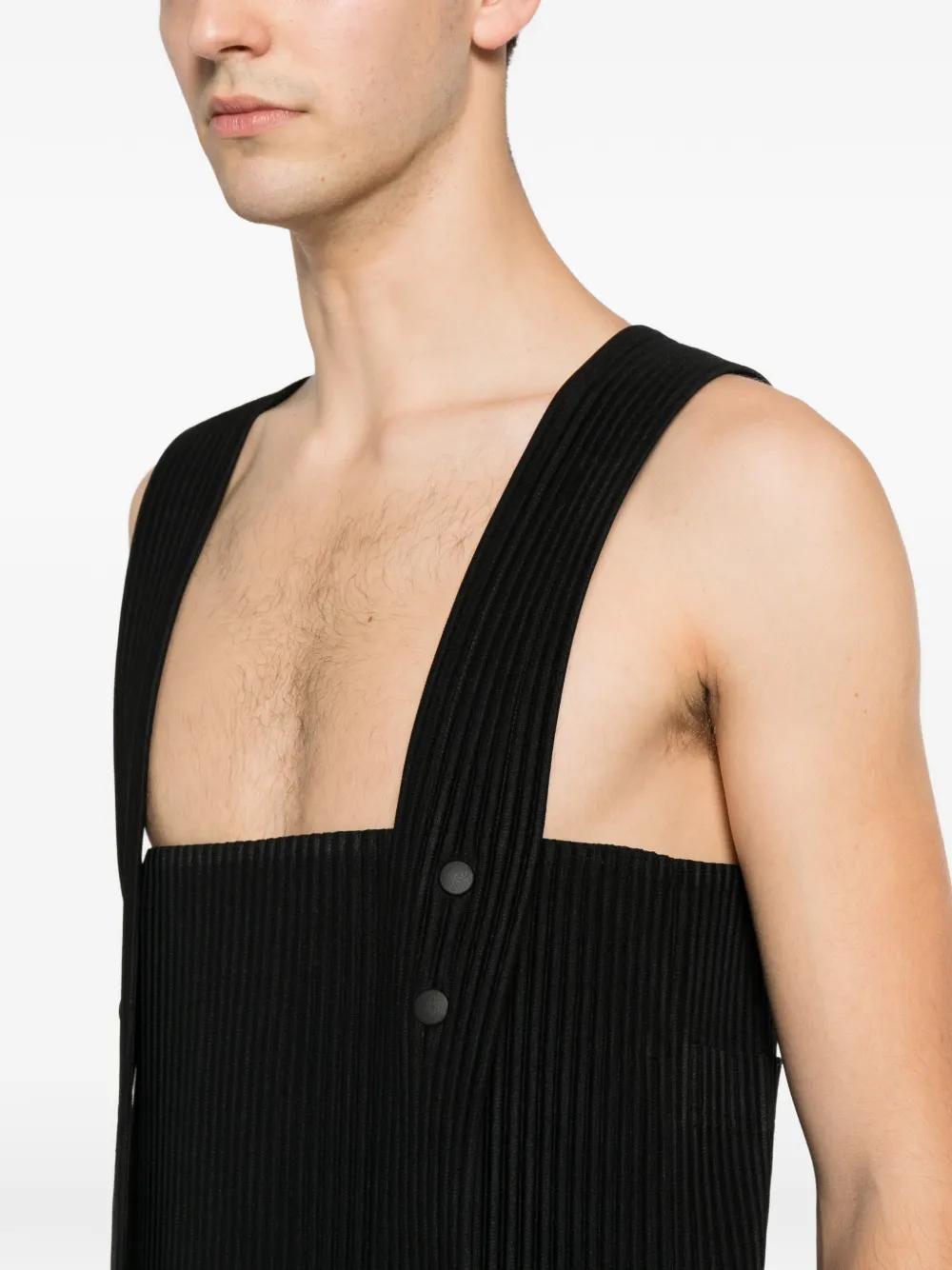 Homme Plissé Issey Miyake Painter's Gear Sleeveless Top in Black