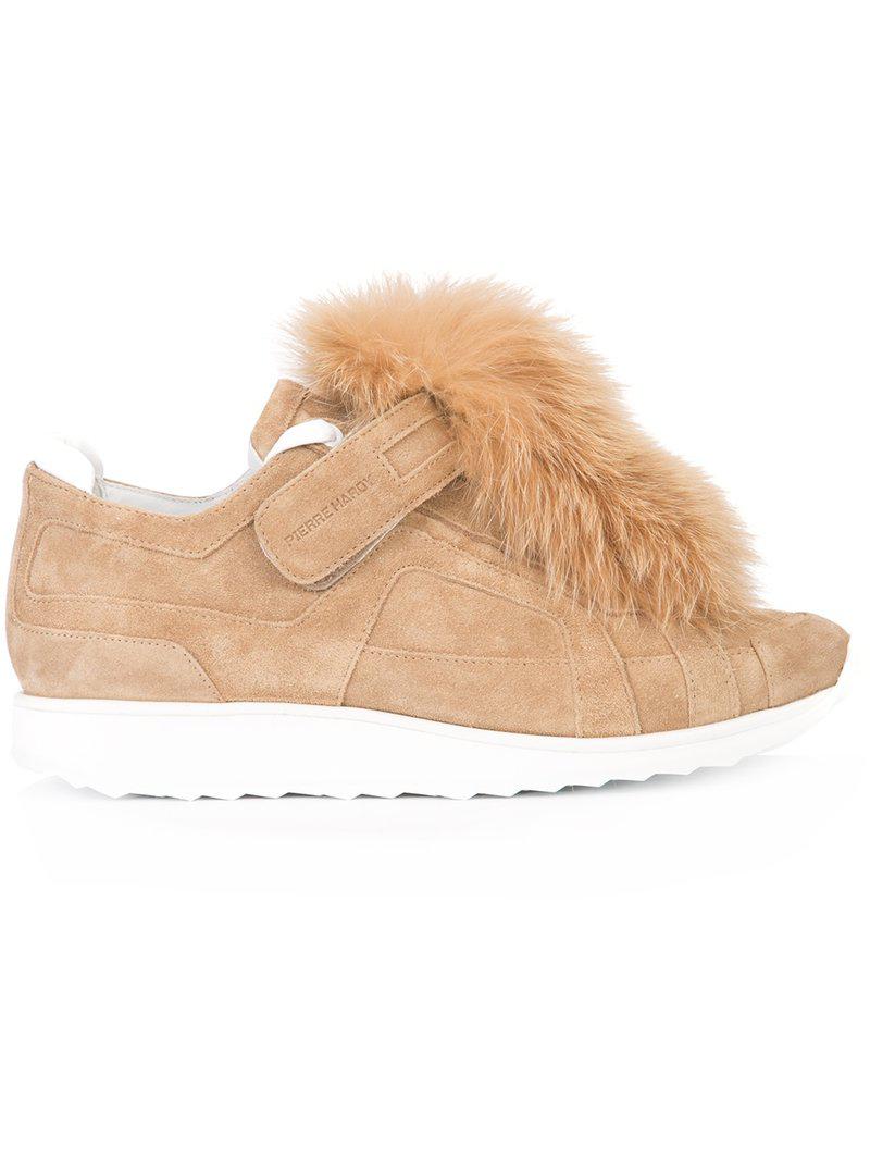 women's hook and loop sneakers