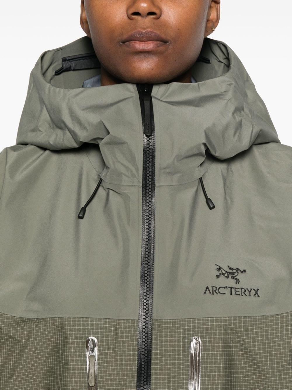 Arc'teryx Alpha Sv Jacket in Green | Lyst