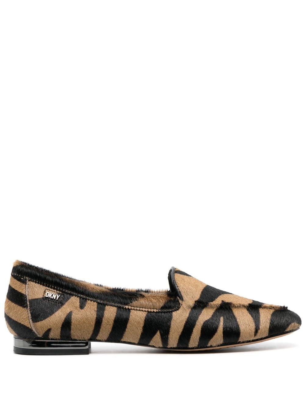 Dkny hotsell leopard shoes