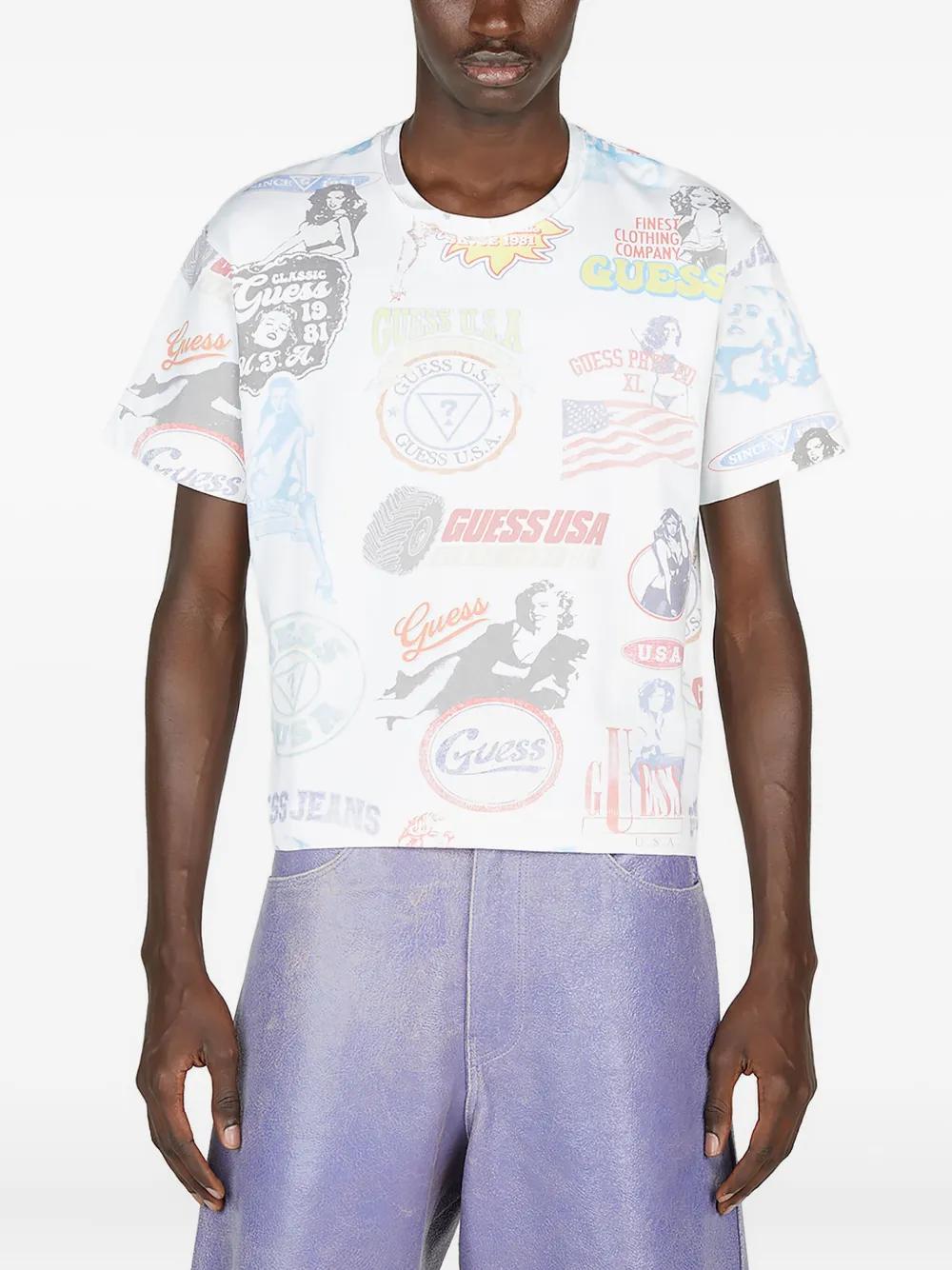 トップス VERDY x GUESS JEANS Vick Tee \"Black\" VERDY x GUESS JEANS GIFT SHOP with FRIENDS Vick Tee 