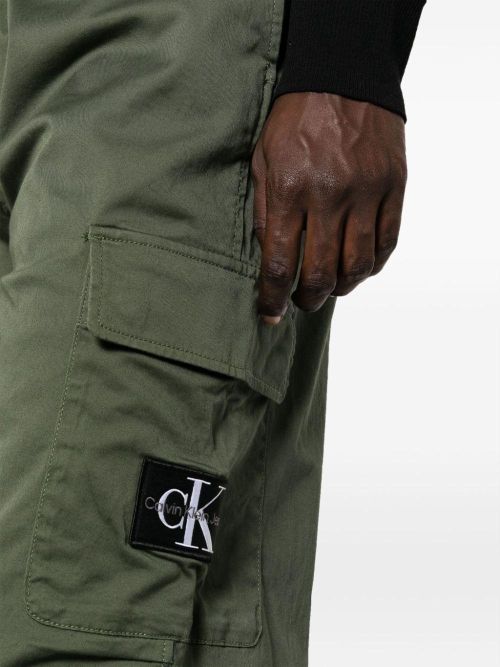 Calvin Klein Logo-patch Straight-leg Cargo Trousers in Green for Men | Lyst