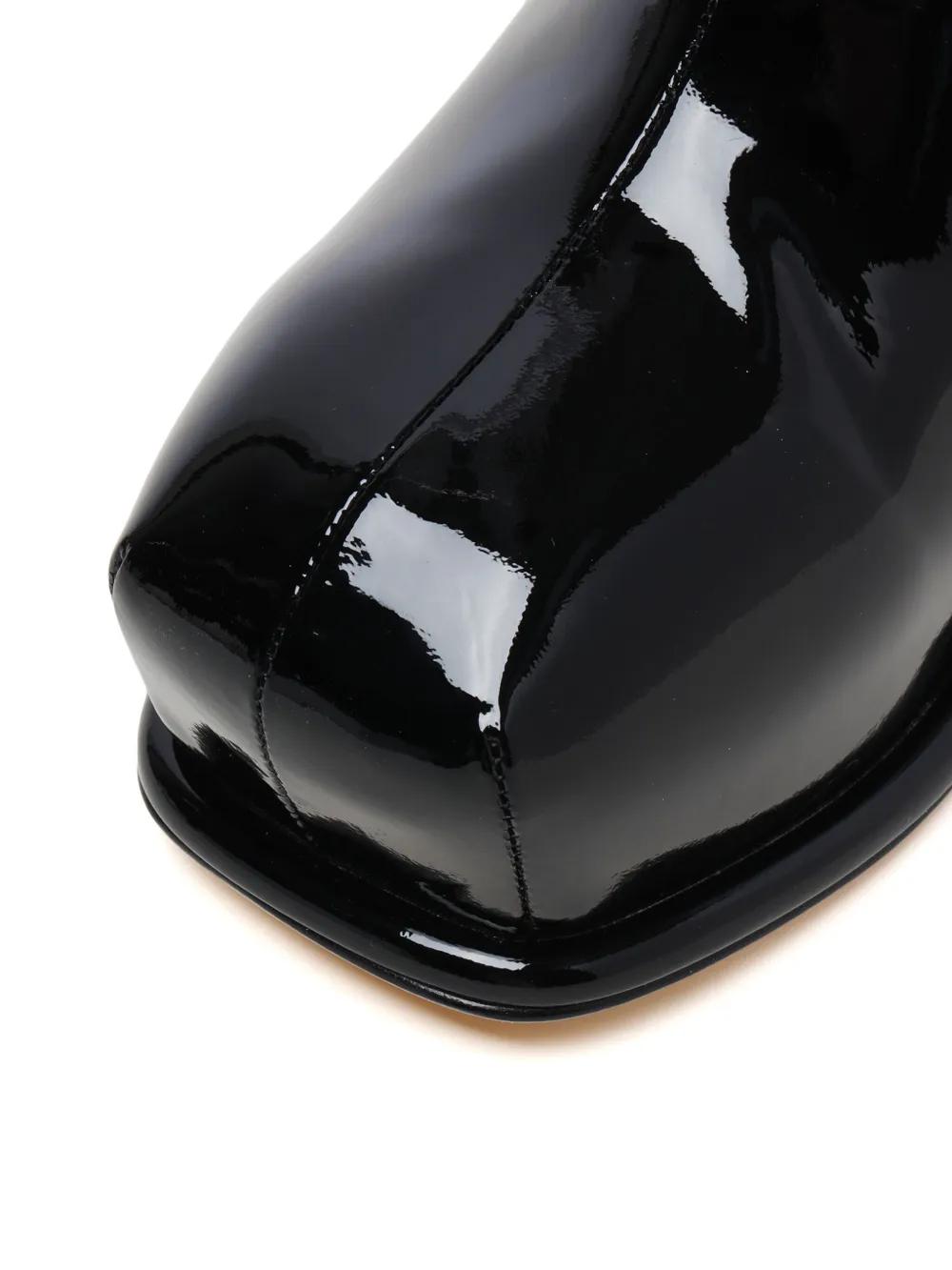Maison Mihara Yasuhiro Duck Heel Boots in Black | Lyst