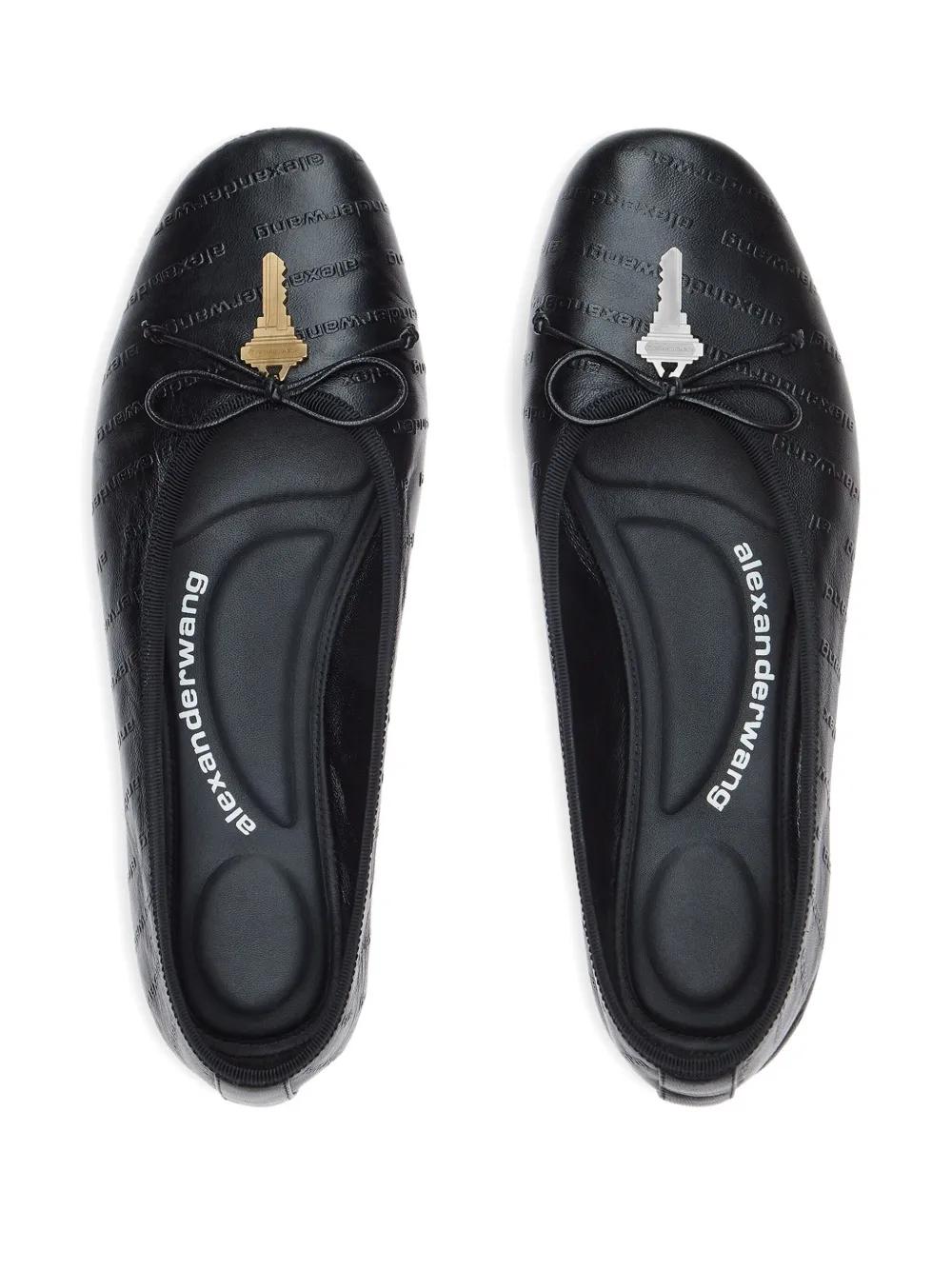 【関税・送料込み】ALEXANDER WANG BLACK FLATS Alexander Wang Flats, Size 8 US
