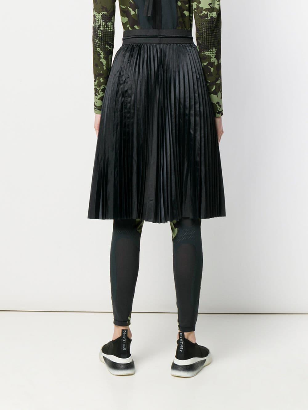 nike black pleated skirt