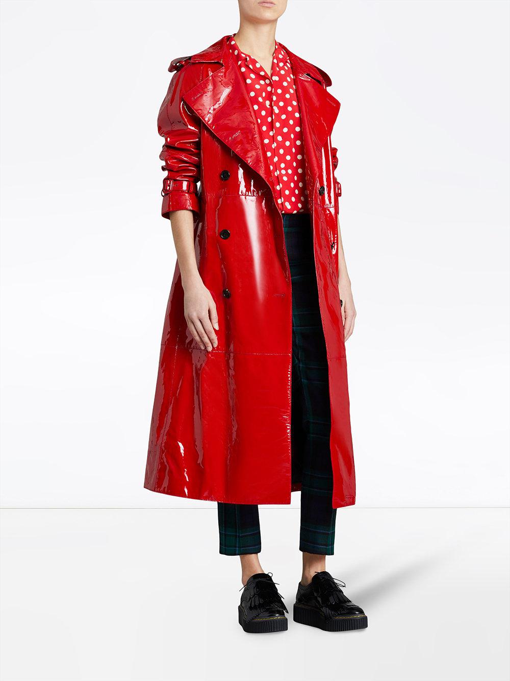Burberry Patent Trench Coat in Red | Lyst UK